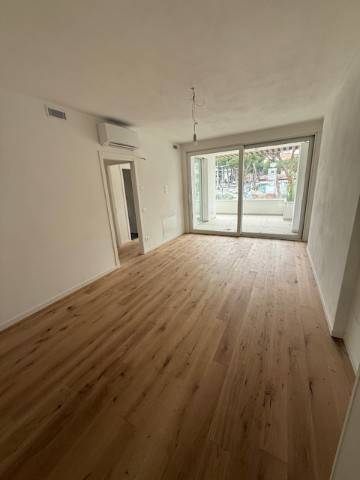 appartamento in vendita a Riccione in zona Marano