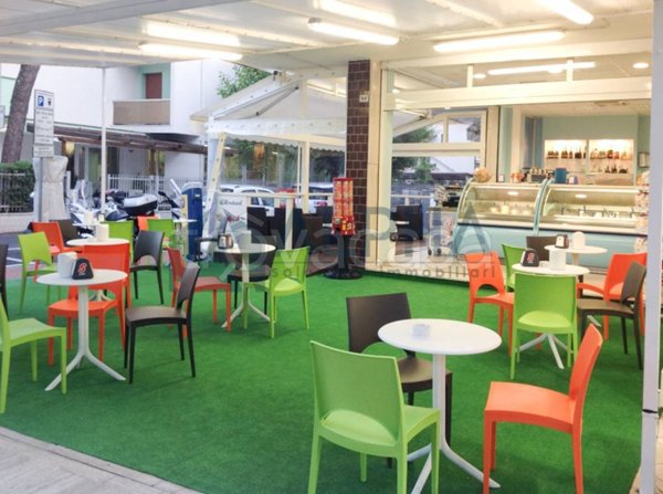 negozio in vendita a Riccione