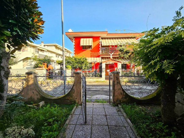 appartamento in vendita a Riccione