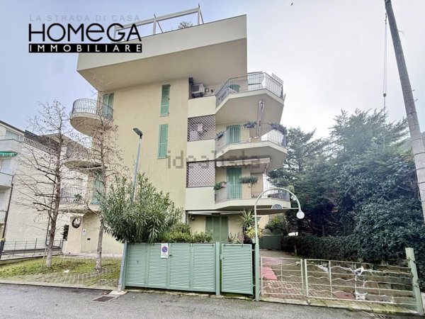 appartamento in vendita a Riccione