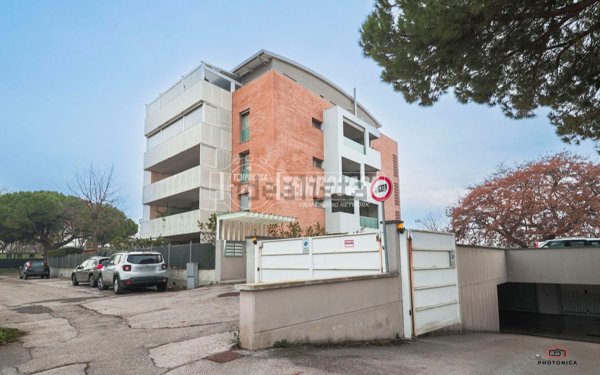 appartamento in vendita a Riccione in zona Alba