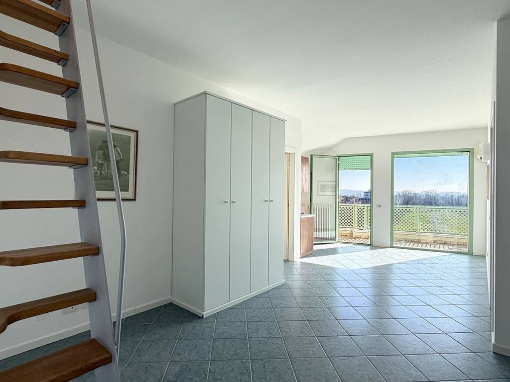 appartamento in vendita a Riccione