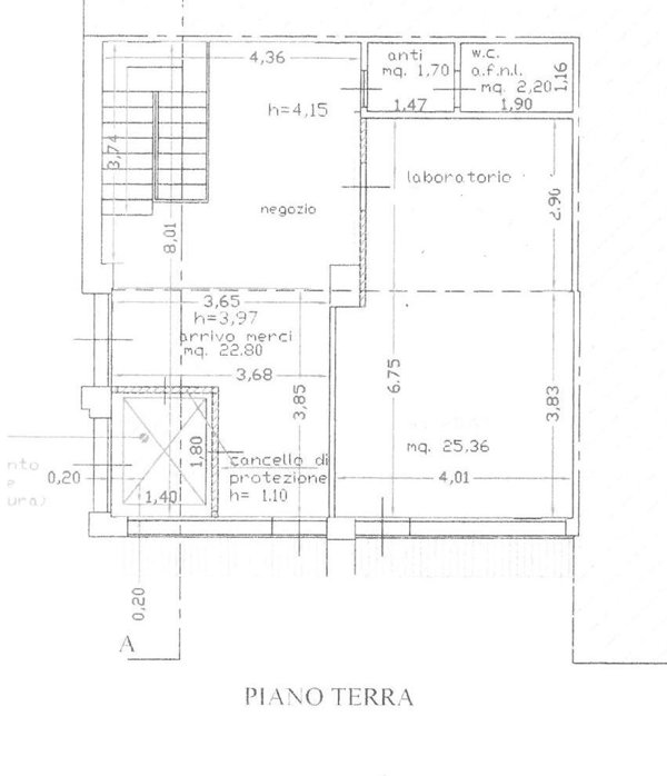 negozio in vendita a Riccione in zona Alba