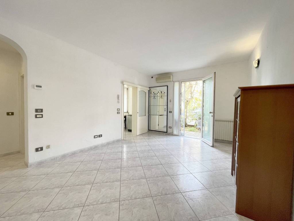 appartamento in vendita a Riccione in zona Alba