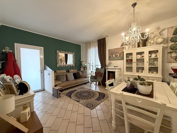 appartamento in vendita a Riccione in zona San Lorenzo