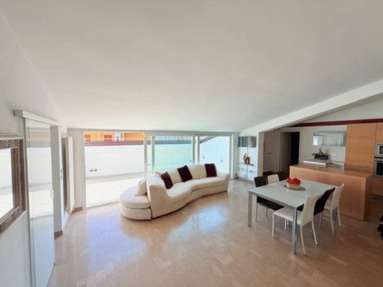 appartamento in vendita a Riccione in zona Centro Storico