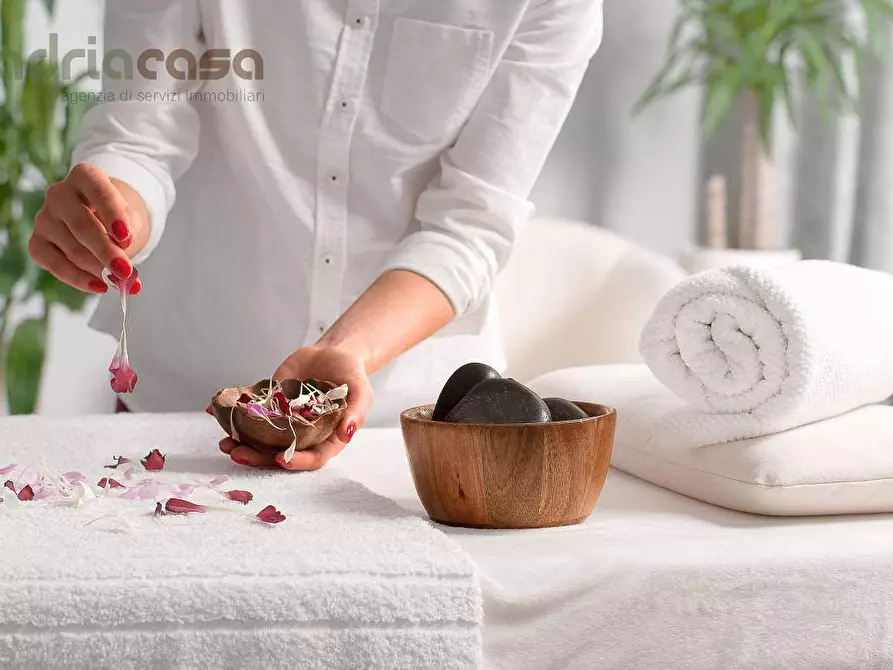 negozio in vendita a Riccione