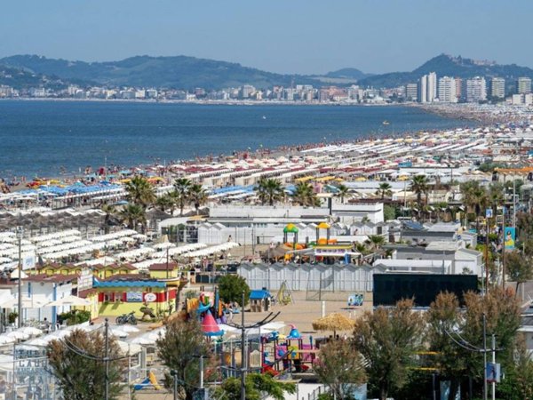 appartamento in vendita a Riccione in zona Alba