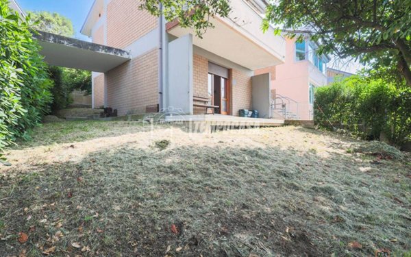 appartamento in vendita a Riccione