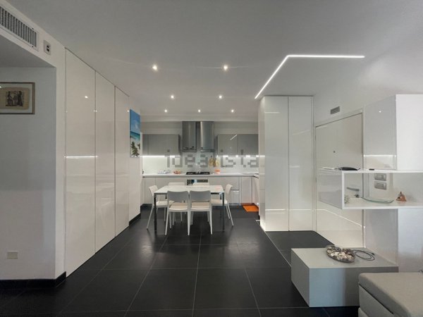 appartamento in vendita a Riccione