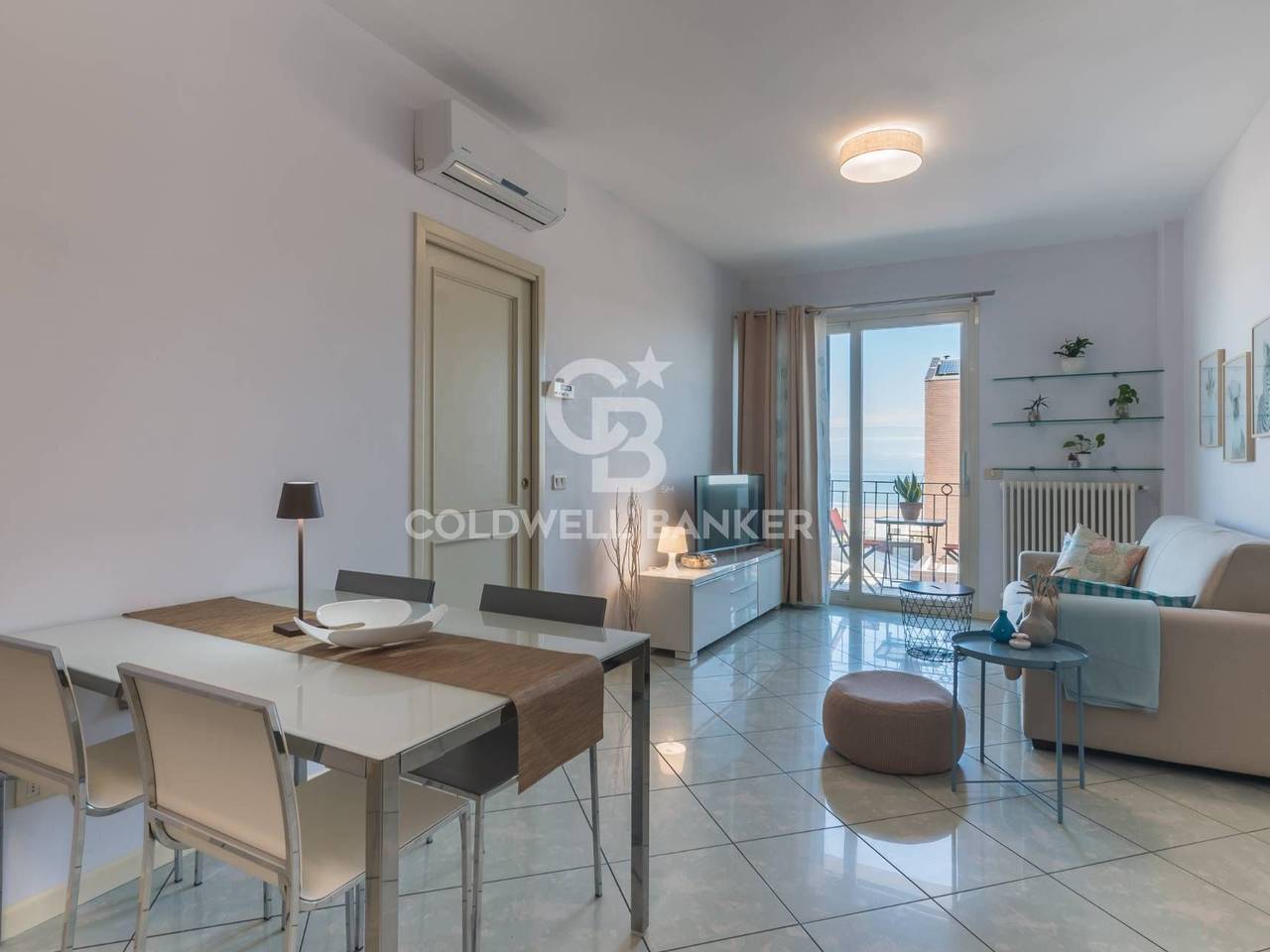 appartamento in vendita a Riccione