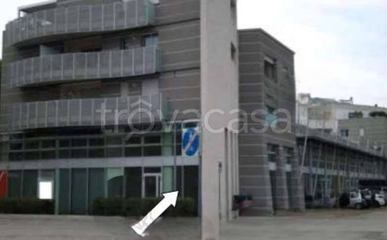 negozio in vendita a Riccione