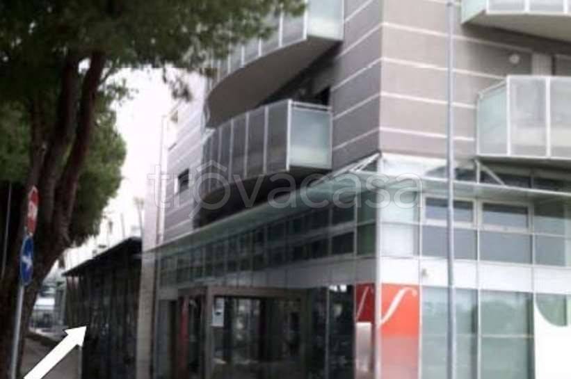 negozio in vendita a Riccione