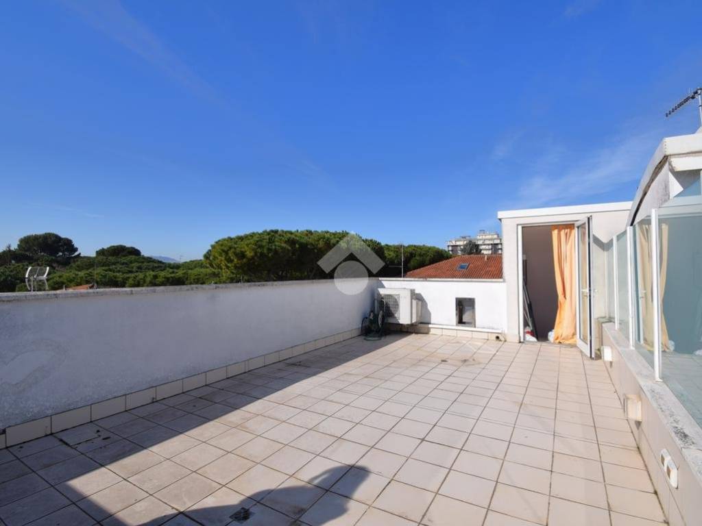 appartamento in vendita a Riccione in zona Centro Storico