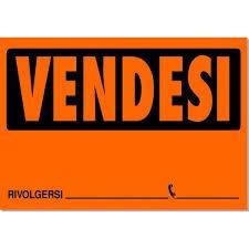 negozio in vendita a Riccione in zona Alba