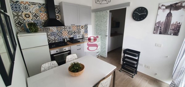 appartamento in vendita a Riccione in zona Alba