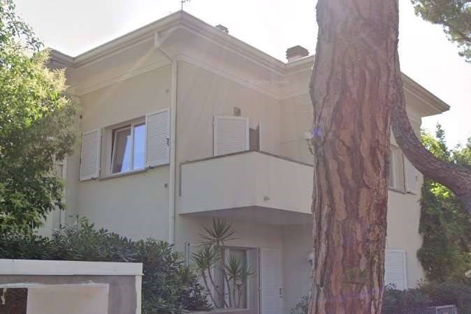 casa indipendente in vendita a Riccione