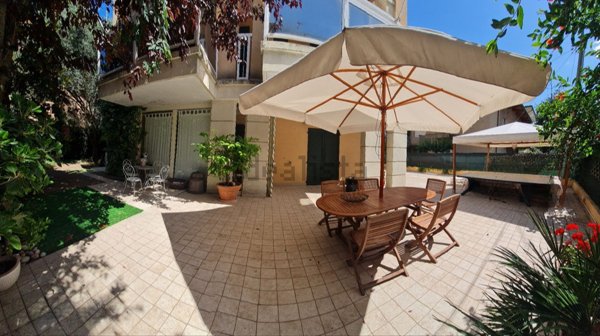 appartamento in vendita a Riccione