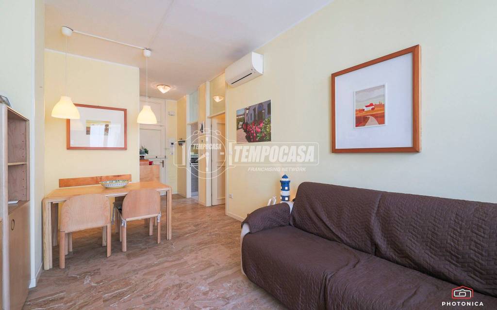 appartamento in vendita a Riccione in zona Centro Storico