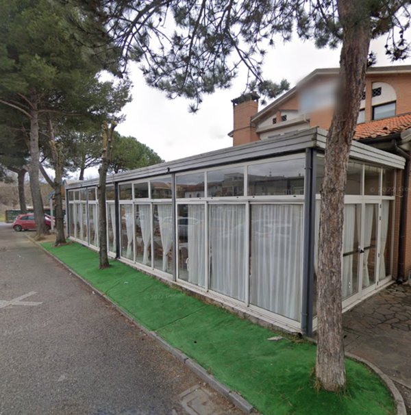 negozio in vendita a Riccione