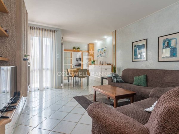 casa indipendente in vendita a Riccione