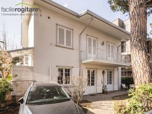 appartamento in vendita a Riccione in zona Centro Storico