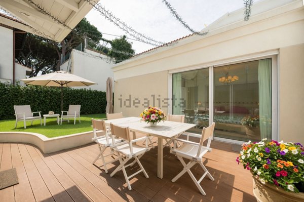 appartamento in vendita a Riccione