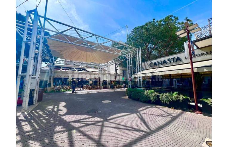 appartamento in vendita a Riccione in zona Centro Storico