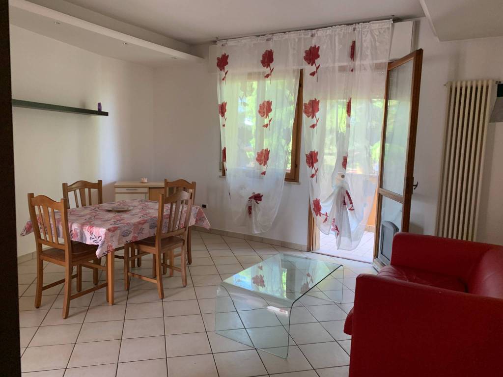 appartamento in vendita a Riccione in zona Alba