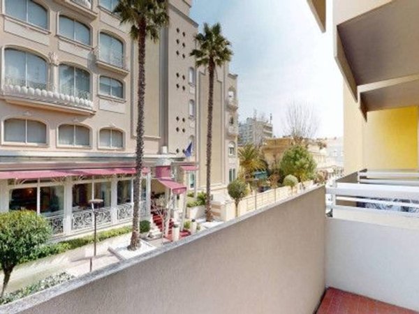 appartamento in vendita a Riccione in zona Centro Storico