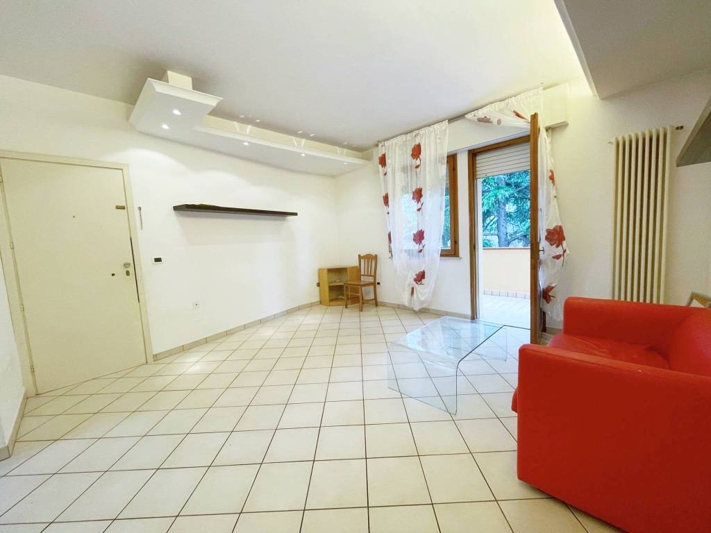 appartamento in vendita a Riccione in zona Marano