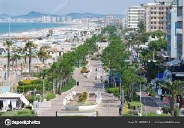 casa indipendente in vendita a Riccione