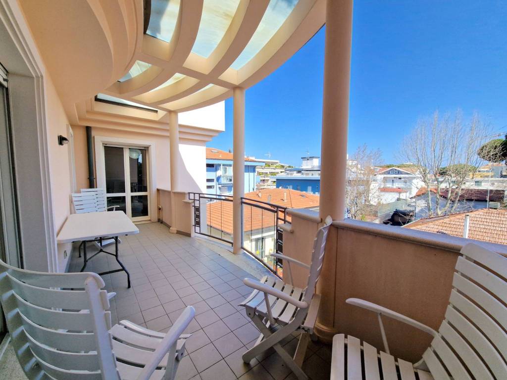 appartamento in vendita a Riccione in zona Marano