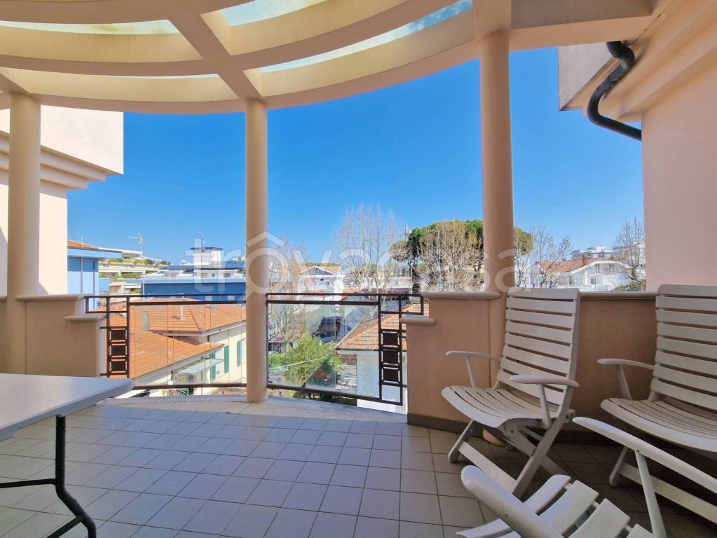 appartamento in vendita a Riccione in zona Alba