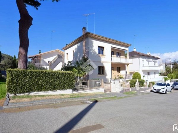 appartamento in vendita a Riccione