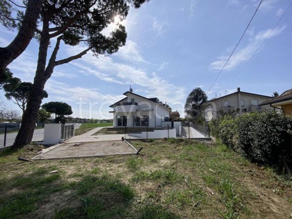 casa indipendente in vendita a Riccione in zona San Lorenzo