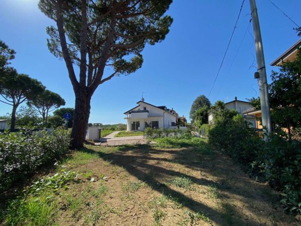 casa indipendente in vendita a Riccione in zona San Lorenzo