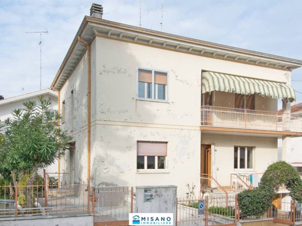 appartamento in vendita a Riccione