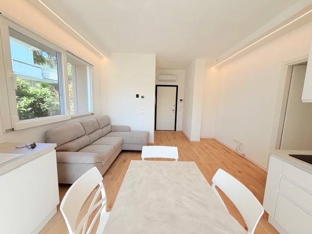 appartamento in vendita a Riccione in zona Marano