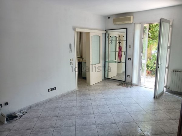 appartamento in vendita a Riccione in zona Alba