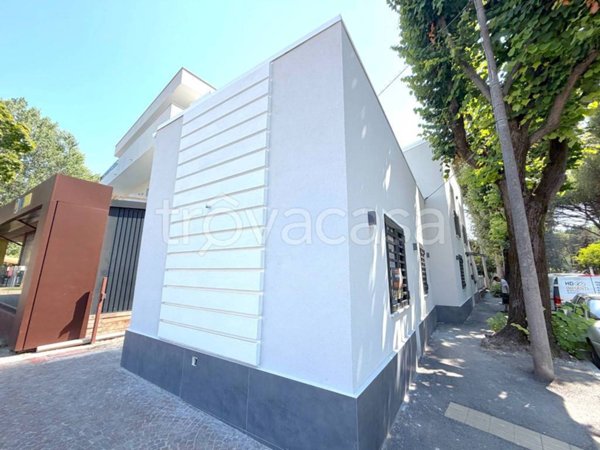 casa indipendente in vendita a Riccione