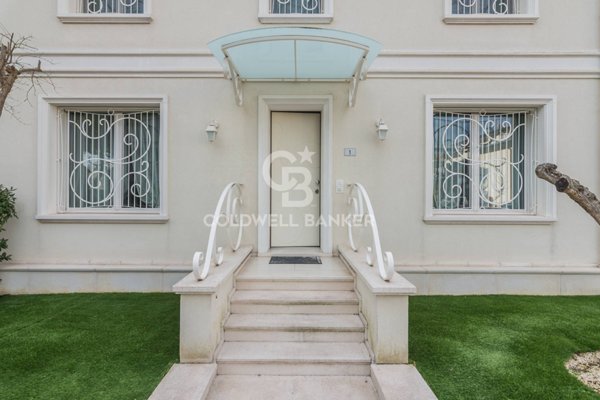 casa indipendente in vendita a Riccione in zona Alba