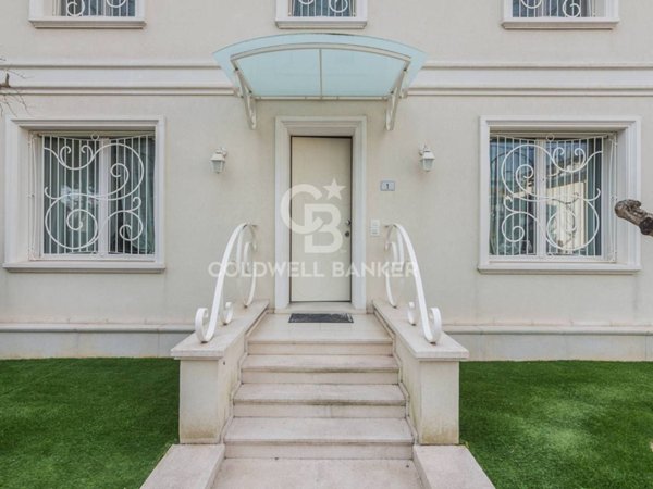 casa indipendente in vendita a Riccione