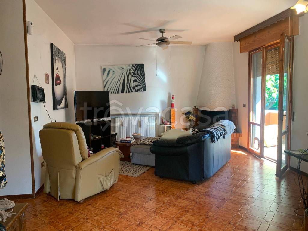 casa indipendente in vendita a Riccione