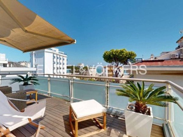 appartamento in vendita a Riccione in zona Alba