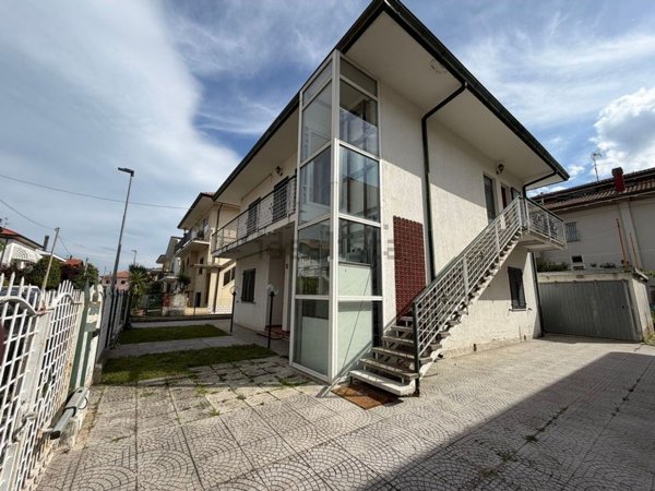 appartamento in vendita a Riccione in zona San Lorenzo