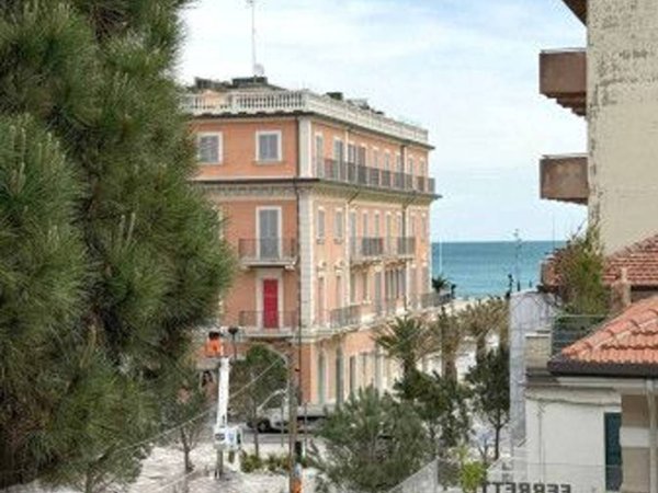 appartamento in vendita a Riccione