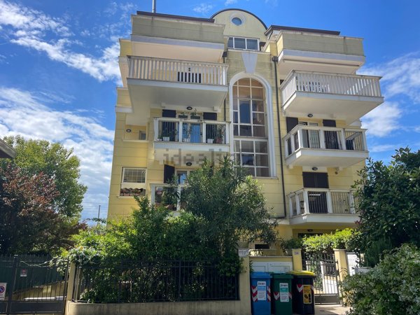 appartamento in vendita a Riccione