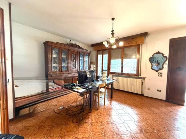 casa indipendente in vendita a Riccione