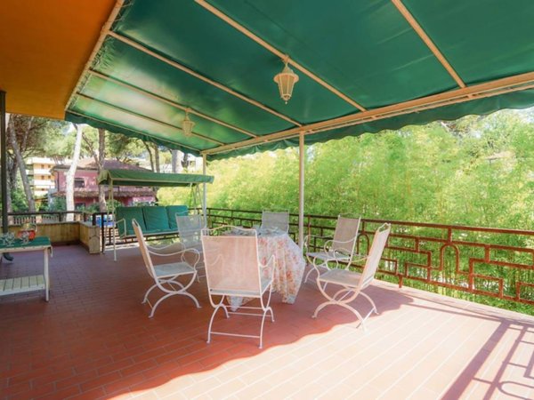 casa indipendente in vendita a Riccione